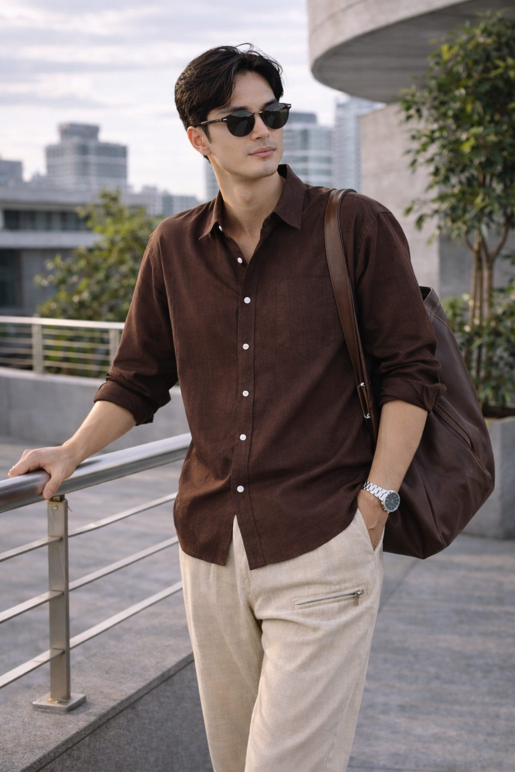 Beige Linen Chinos with Utility Zipper Pocket – Relaxed Fit Premium Trousers