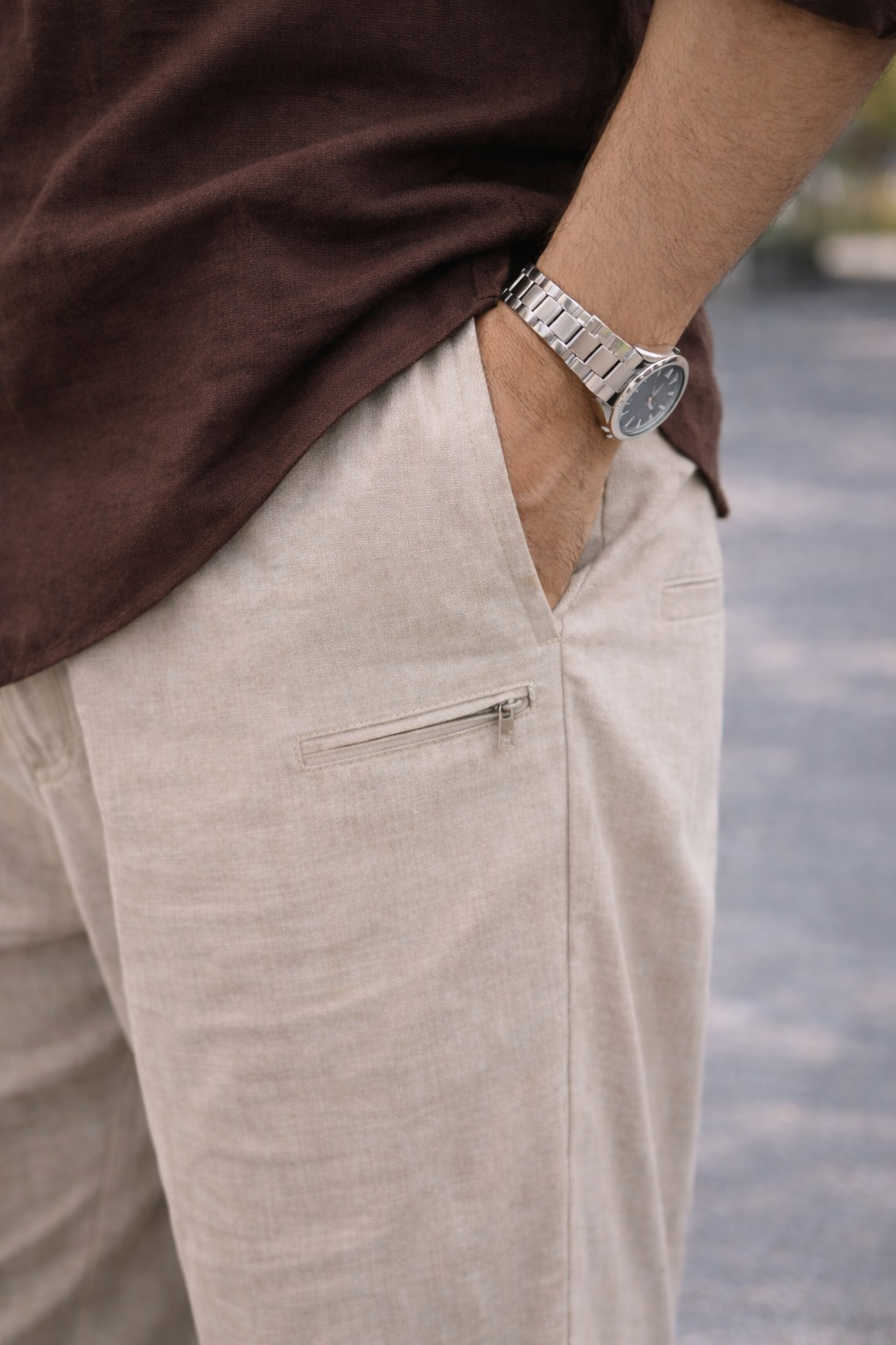 Beige Linen Chinos with Utility Zipper Pocket – Relaxed Fit Premium Trousers